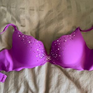 EUC Victoria’s Secret Sparkly Studded Push-up Bra